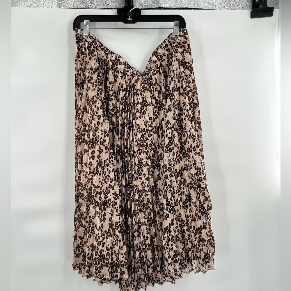 Lane Bryant leopard print pleated skirt size 18/20
